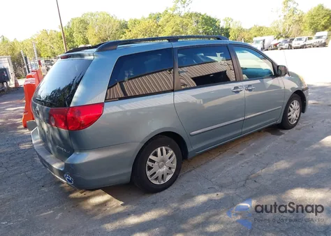 2007 Toyota Sienna Le z USA, uszkodzony, nr VIN 5TDZK23C37S014016
